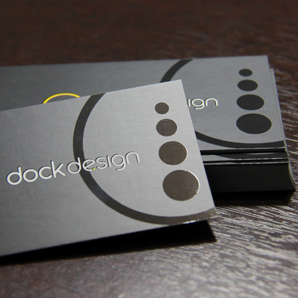 Cartão de Visita Couchê 250g Laminação Fosca e Verniz Localizado