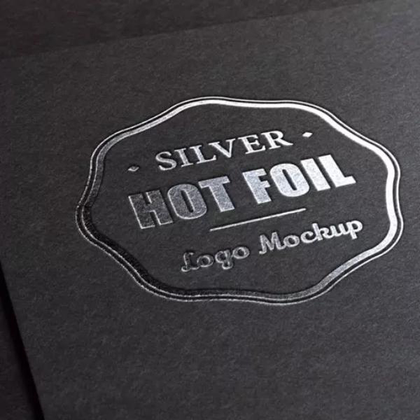 Cartão de Visita Couchê 300g Laminação Fosca e Hot Stamping 