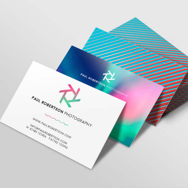 Cartão de Visita Supremo 300g Sem Verniz