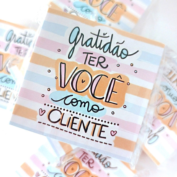 Cartão Duplo Supremo 300g Verniz Total Frente